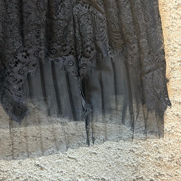 Ultra Pink NWT layered lace  skirt- very witchy lol. Size XL - Picture 5 of 11